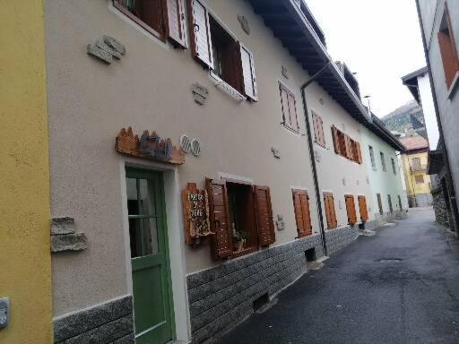 Hotel Fiocco Di Neve Vezza dʼOglio Exterior foto